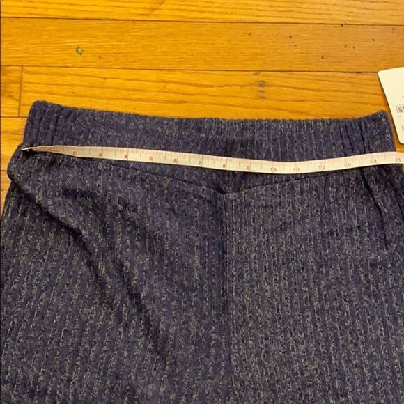 NWT Splendid Ribbed Haci Cropped Athleisure Capri - Picture 4 of 10